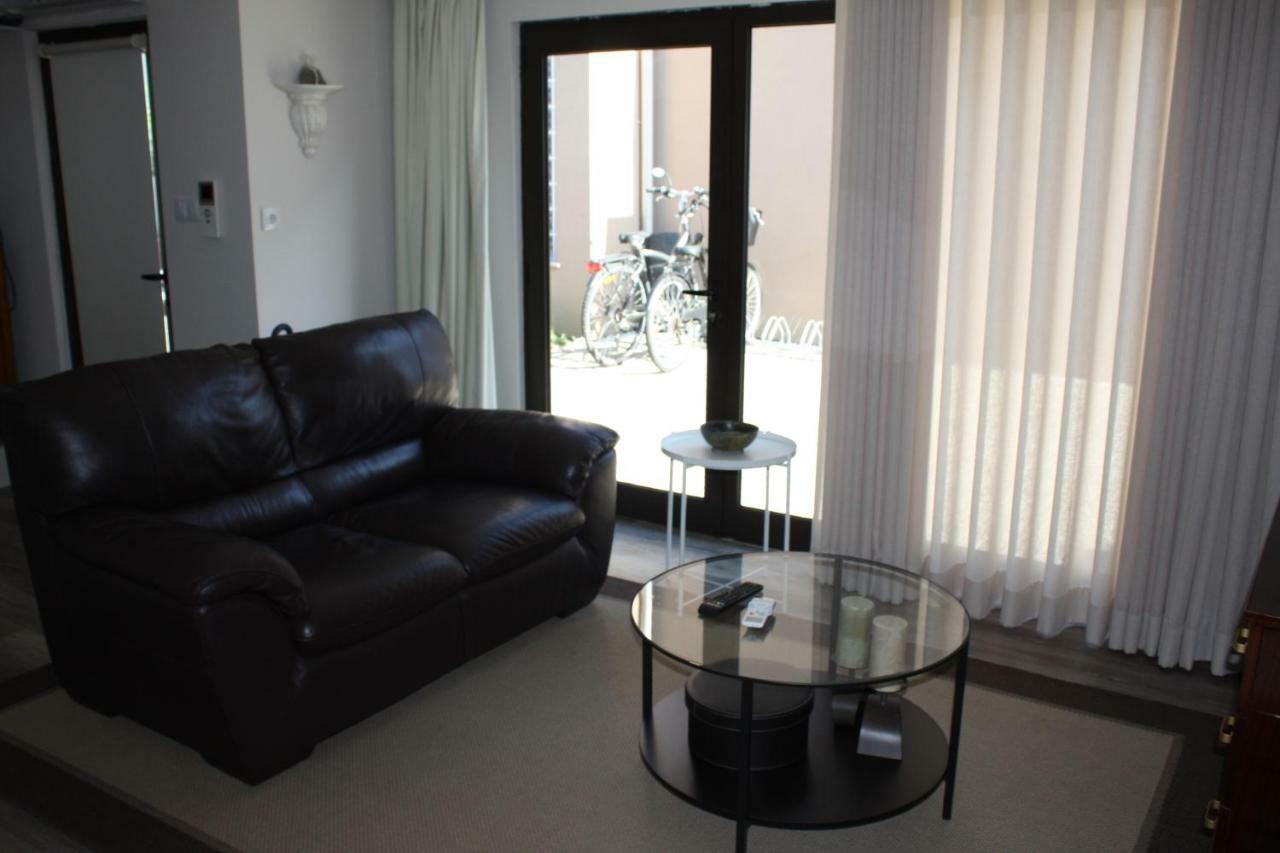 Areia Beach Guest House Вила ду Конде Екстериор снимка